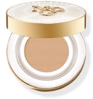 Astral Glory Long-Lasting Cushion Foundation - 2 Shades #701 - 14g