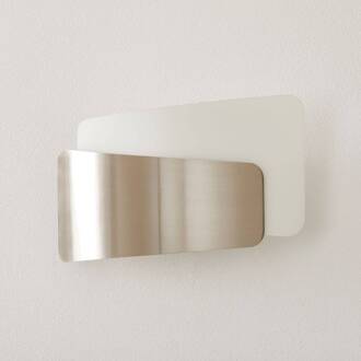 Asymmetrisch ontworpen wandlamp Slane mat nikkel, wit