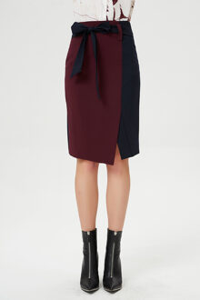 Asymmetrische kleurblokrok rok met knoopriem Bourgogne - S