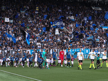 Atalanta vs Verona (Serie A) (Eigen vervoer)