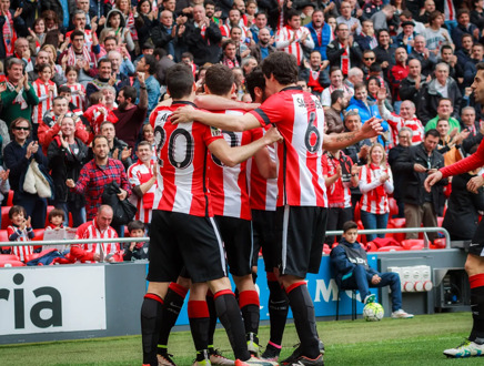 Athletic Bilbao vs Elche (La Liga) (Vliegtuig)