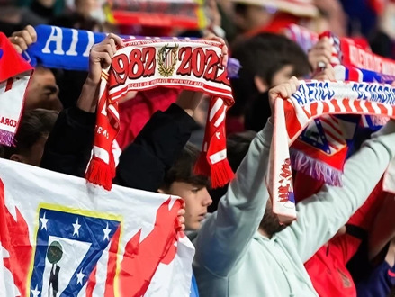 Atlético Madrid vs RCD Espanyol (La Liga) (Eigen vervoer)