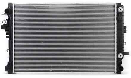 Audi RADIATEUR BENZINE 1.6 / 1.8 tot '96 MT zonder AIRCO