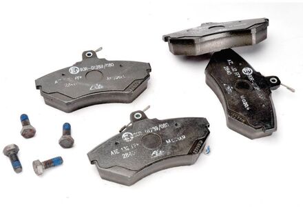 Audi Remblokken set 13046028222