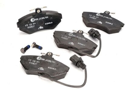 Audi Remblokken set 13046028372