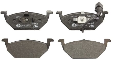 Audi Remblokken set 13046071172