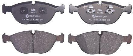 Audi Remblokken set 13046071832