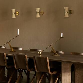 Audo Collector wandlamp met stekker crème, messing gepolijst