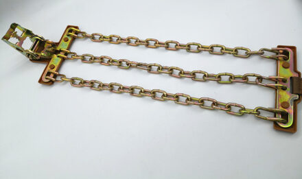 Auto Sneeuwkettingen Tire Anti-slip Ketting Voor Auto SUV slijtvast Staal Voor Ijs/Sneeuw/ modder Weg Veilig Rijden 17 Rings