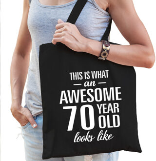 Awesome 70 year / 70 jaar cadeau tas zwart voor dames - Feest Boodschappentassen