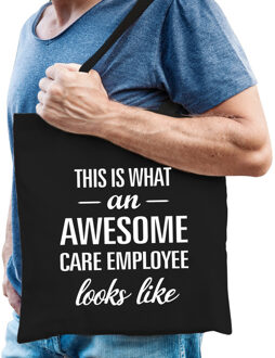 Awesome care employee/ zorgpersoneel cadeau tas zwart voor heren - Feest Boodschappentassen