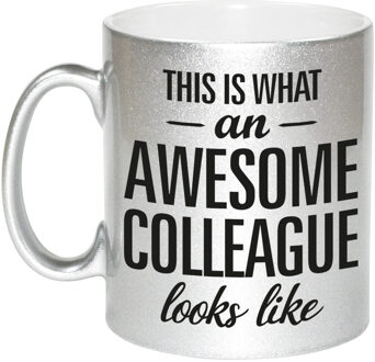 Awesome colleague cadeau mok / beker voor collega zilver 330 ml - feest mokken Zilverkleurig