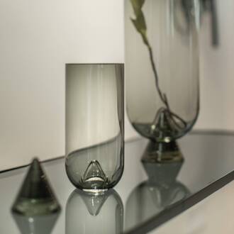 AYTM Glacies vaas, rookgrijs, hoogte 29 cm, glas, mondgeblazen rokerig grijs