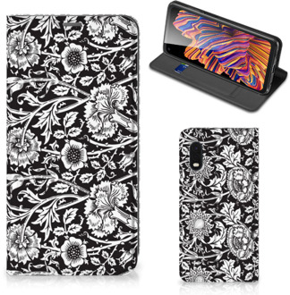 B2Ctelecom Beschermhoes Samsung Xcover Pro Smart Cover Zwart Bloemen