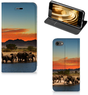 B2Ctelecom Book Case iPhone SE (2020) Hoesje Olifanten