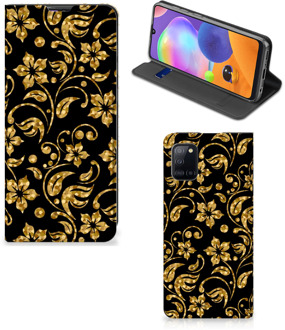 B2Ctelecom Bookcase Cadeau voor Oma Samsung Galaxy A31 Telefoonhoesje Gouden Bloemen