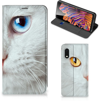 B2Ctelecom Bookcover Samsung Xcover Pro Smart Case Witte Kat