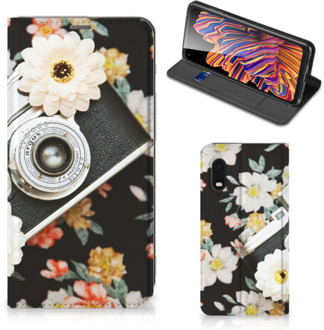 B2Ctelecom Bookcover Samsung Xcover Pro Smart Cover Vintage Camera