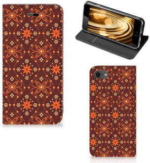 B2Ctelecom Hoesje iPhone 7 | 8 Batik Brown