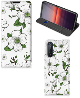 B2Ctelecom Hoesje Sony Xperia 5 II Book Case Dogwood Flowers