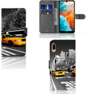 B2Ctelecom Huawei Y6 (2019) Flip Cover New York Taxi