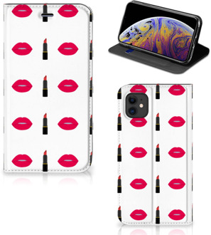 B2Ctelecom iPhone 11 Hoesje met Magneet Lipstick Kiss