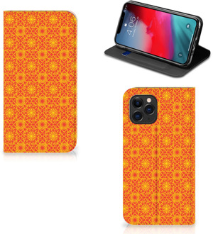 B2Ctelecom iPhone 11 Pro Hoesje met Magneet Batik Orange