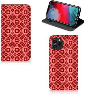 B2Ctelecom iPhone 11 Pro Hoesje met Magneet Batik Red