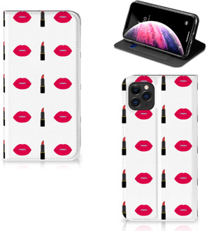 B2Ctelecom iPhone 11 Pro Max Hoesje met Magneet Lipstick Kiss