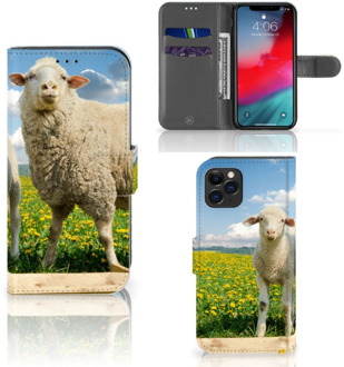 B2Ctelecom iPhone 11 Pro Telefoonhoesje met Pasjes Schaap en Lammetje