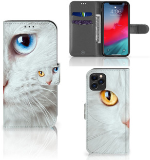 B2Ctelecom iPhone 11 Pro Telefoonhoesje met Pasjes Witte Kat