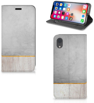 B2Ctelecom iPhone XR hoesje met magneetsluiting Wood Concrete