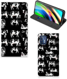 B2Ctelecom Mobiel Case Motorola Moto G9 Plus Telefoon Hoesje Design Koetjes