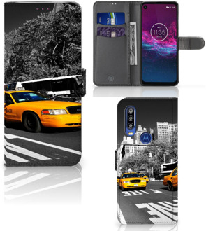 B2Ctelecom Motorola One Action Flip Cover New York Taxi