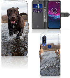 B2Ctelecom Motorola One Action Telefoonhoesje met Pasjes Honden Labrador