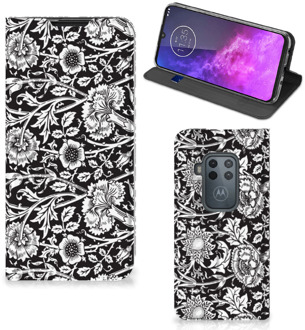 B2Ctelecom Motorola One Zoom Smart Cover Black Flowers