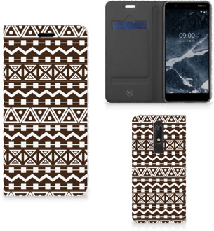 B2Ctelecom Nokia 5.1 (2018) Hoesje met Magneet Aztec Bruin