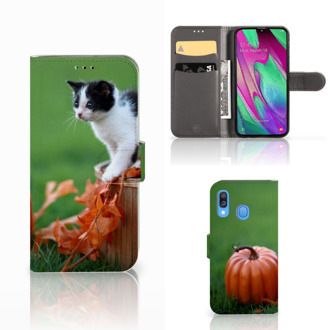 B2Ctelecom Samsung Galaxy A40 Telefoonhoesje met Pasjes Kitten