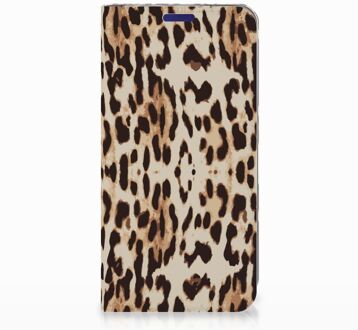 B2Ctelecom Samsung Galaxy S10e Uniek Standcase Hoesje Leopard