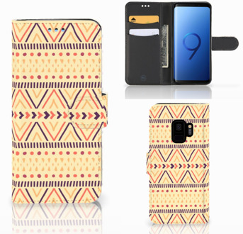 B2Ctelecom Samsung Galaxy S9 Flipcase Aztec Yellow