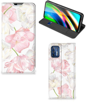 B2Ctelecom Stand Case Hoesje Cadeau voor Mama Motorola Moto G9 Plus Smart Cover Mooie Bloemen