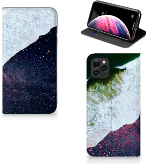 B2Ctelecom Stand Case iPhone 11 Pro Max Sea in Space