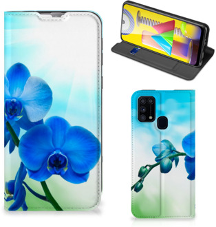 B2Ctelecom Stand Case met foto Samsung Galaxy M31 Telefoonhoesje Orchidee Blauw