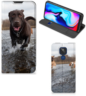 B2Ctelecom Standcase Hoesje Motorola Moto G9 Play Smart Cover Honden Labrador