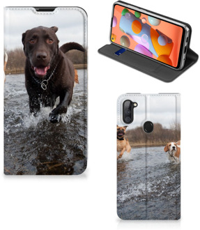 B2Ctelecom Standcase Hoesje Samsung Galaxy M11 | A11 Smart Cover Honden Labrador