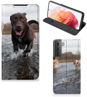 B2Ctelecom Standcase Hoesje Samsung Galaxy S21 Smart Cover Honden Labrador