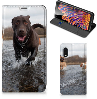 B2Ctelecom Standcase Hoesje Samsung Xcover Pro Smart Cover Honden Labrador