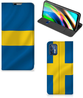 B2Ctelecom Telefoon Hoesje Motorola Moto G9 Plus Flipcase Zweedse Vlag