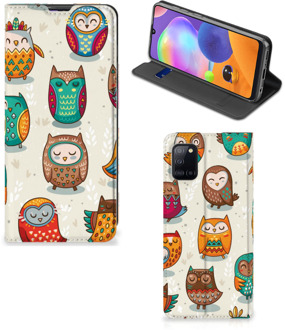 B2Ctelecom Telefoonhoesje Samsung Galaxy A31 Bookcover Vrolijke Uilen