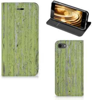 B2Ctelecom Wallet Case iPhone SE (2020) | 7/8 Hoesje Green Wood